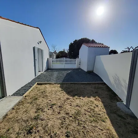 Hébergement de vacances Maison Récente Proche De La Plage Les Sables Vignier